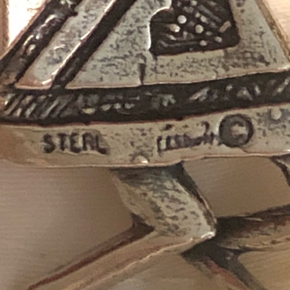 Native American Sterling Signed Kokopelli Pendant - Picture 9 of 9